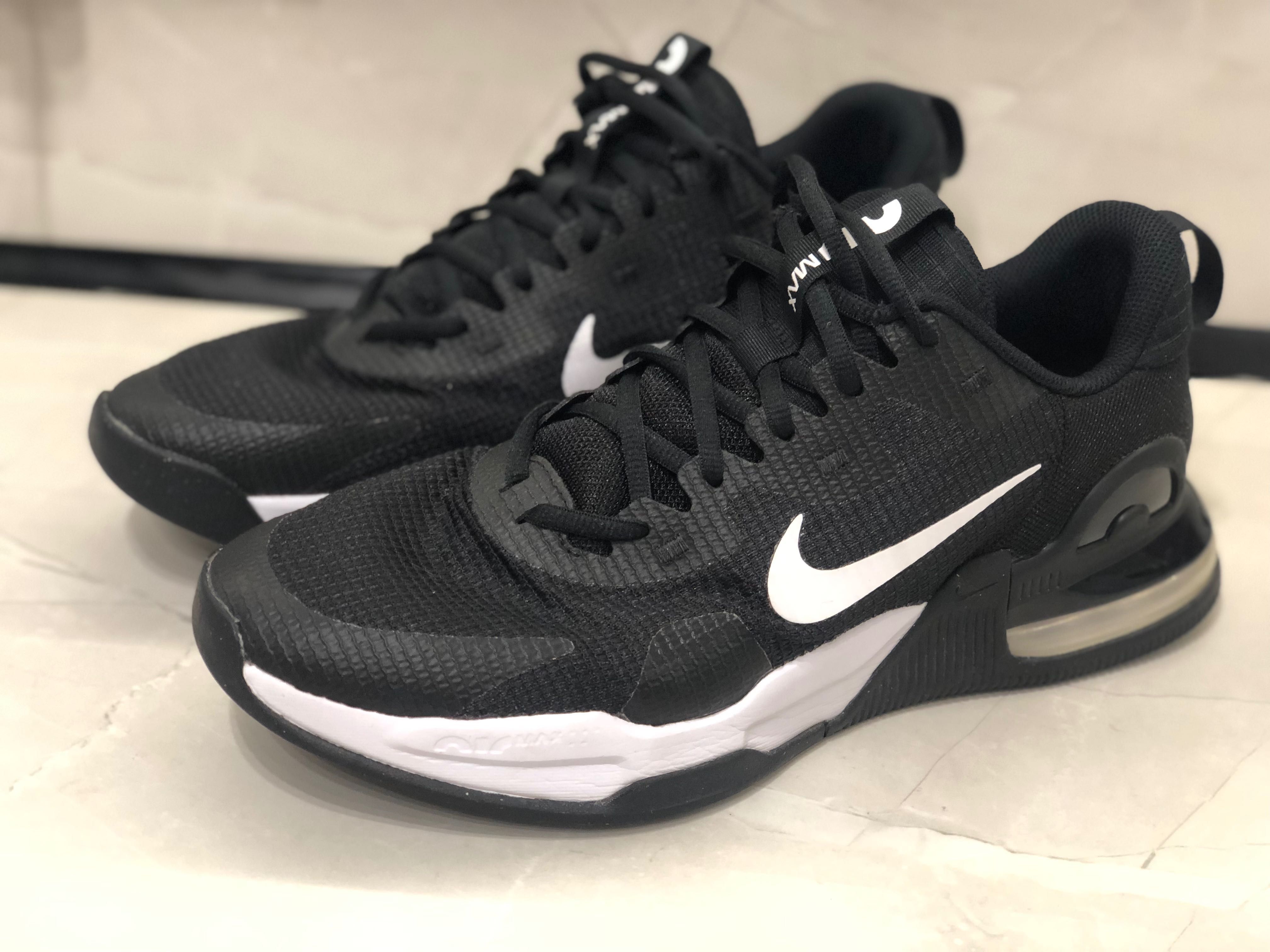 NIKE air max  нови