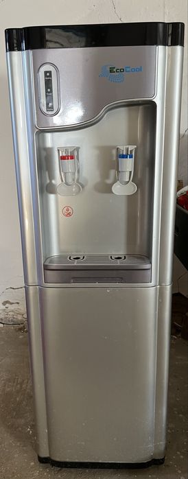 Продам кулер для воды