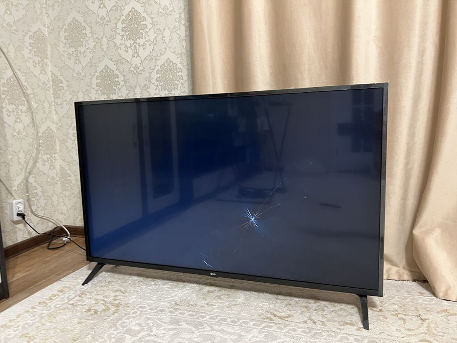 Продается телевизор LG