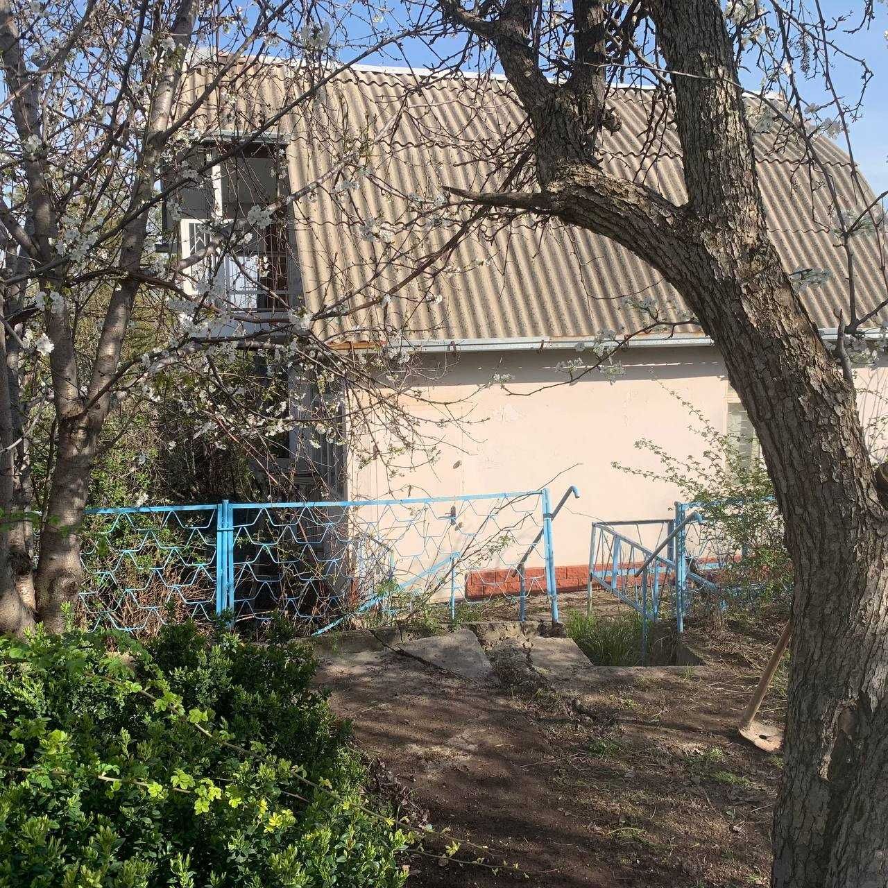 Частный дом в пригороде ( Дача ) на Джумабазаре