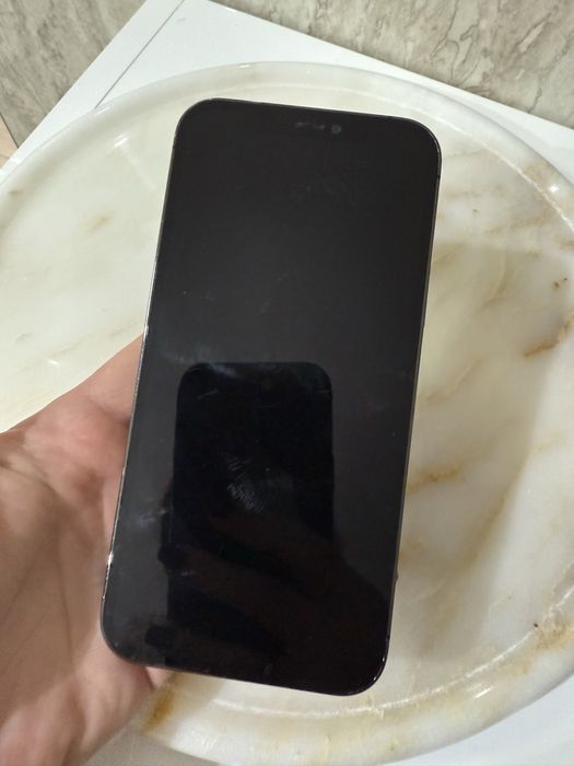 iPhone 12 Pro — 128GB