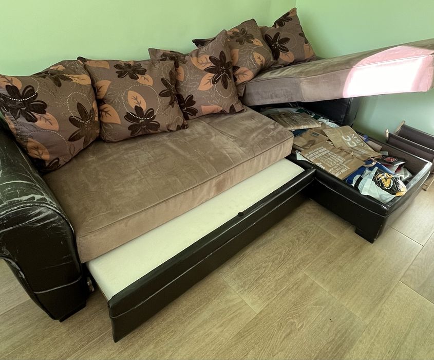 Продавам ъглов диван