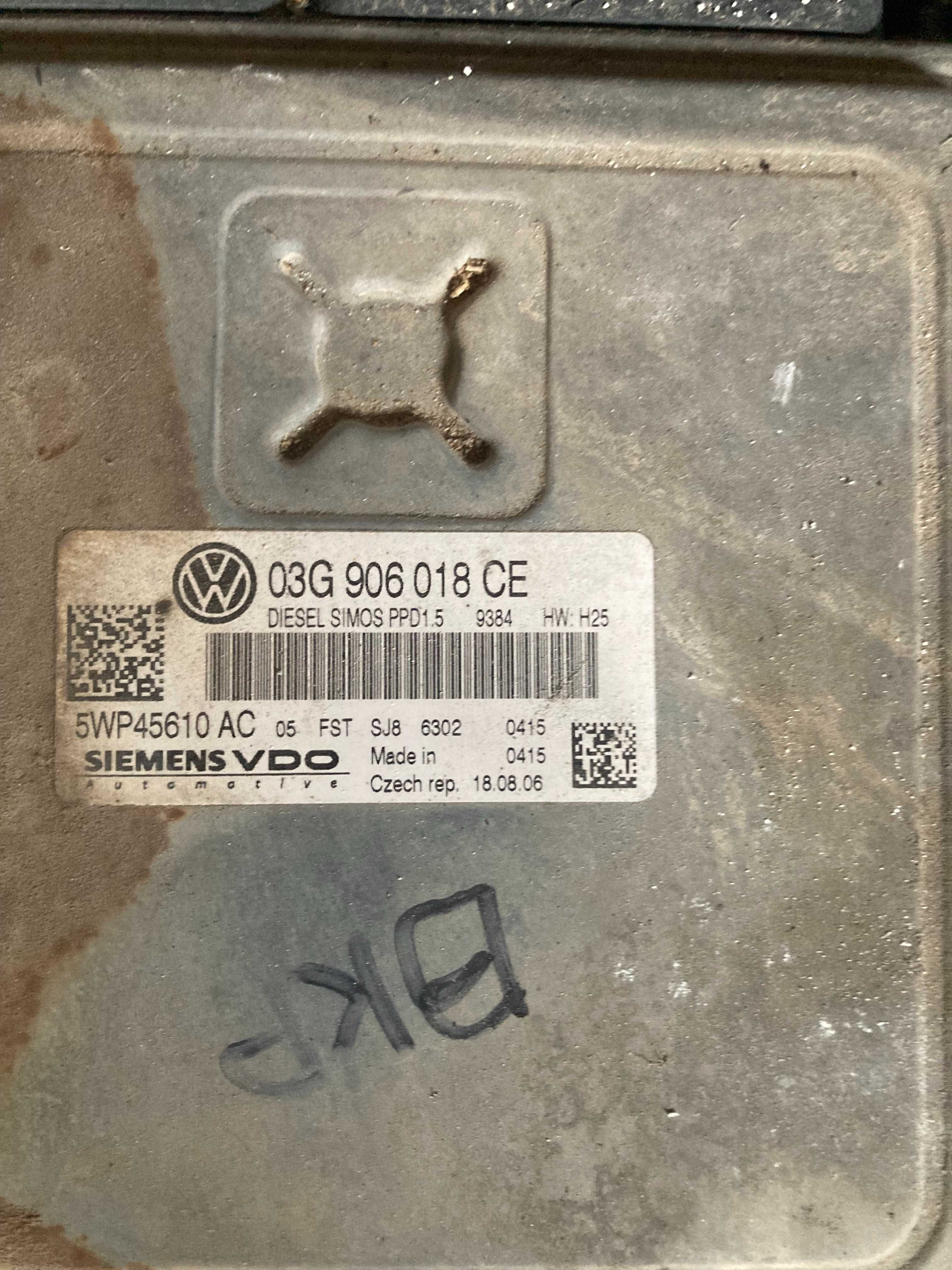 Компютър еку ecu електронен блок двигател VW Passat B6 2.0TDI 16v BKP