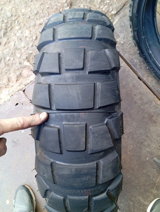 Гуми за мотор предна 120/70/19 задна 170/60/17