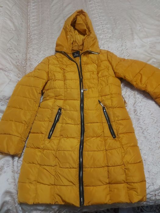 Зимние куртки в отличном состоянии