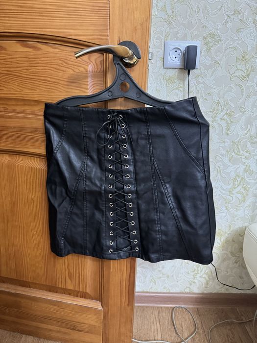 Кожаная юбка. Под любые образы. Отличная вещь