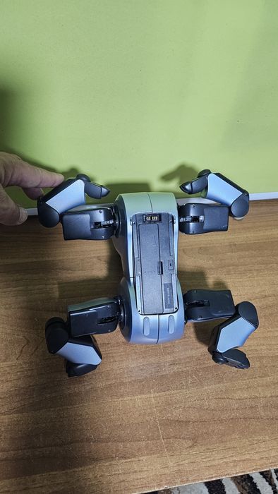 Robot câine Sony aibo ers-210