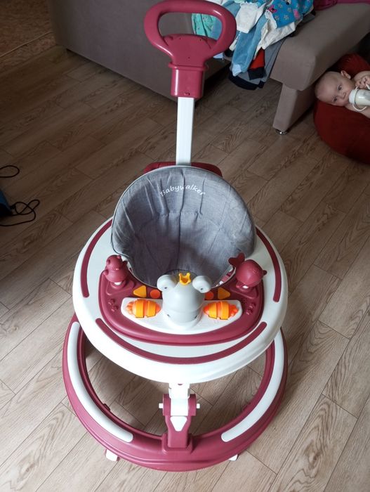 Продам ходунки детские