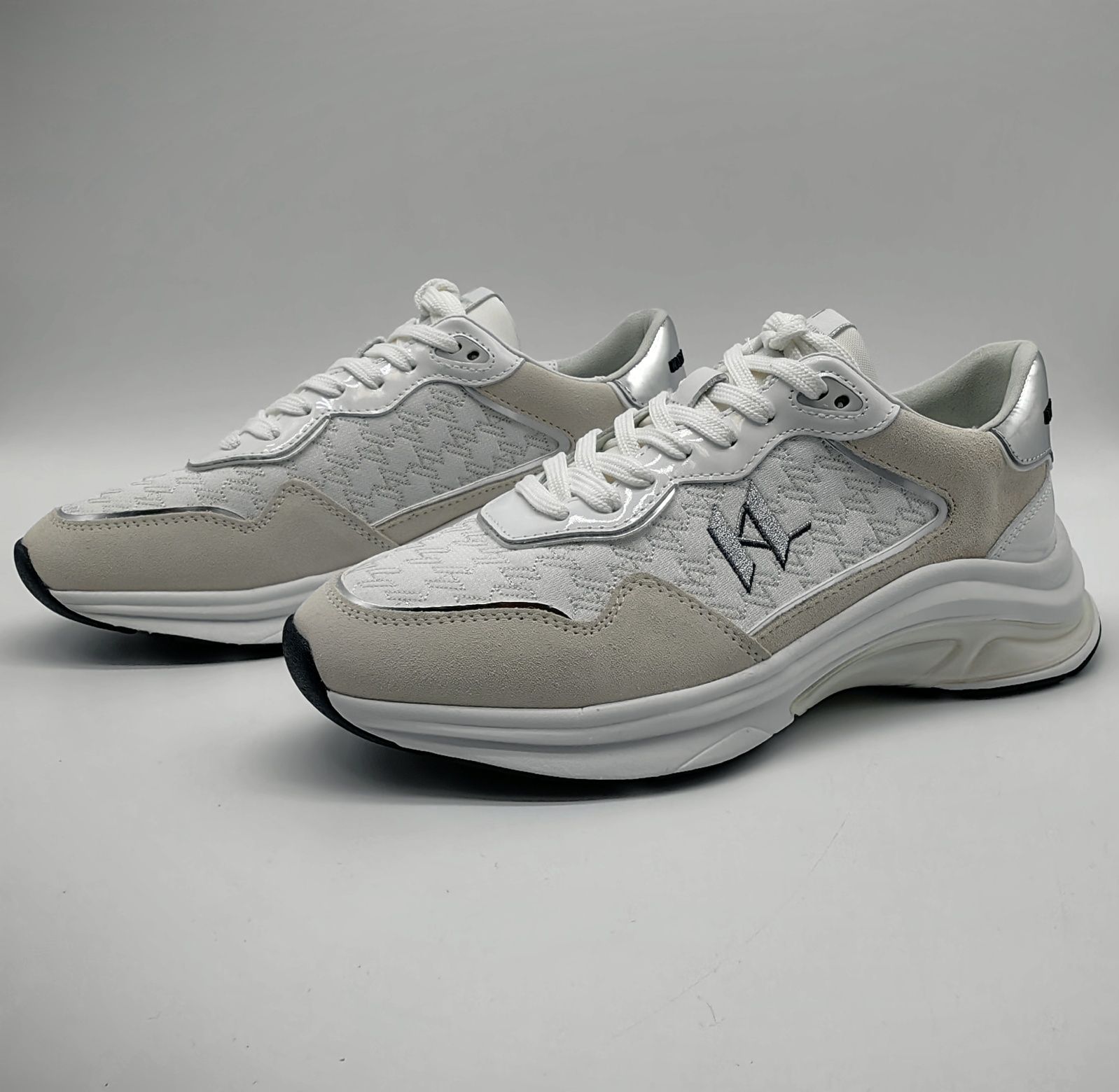 KARL LAGERFELD Lux Finesse Оригинални Сникърси