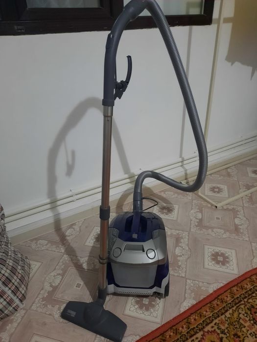 Продам моющий пылесос Томас.
