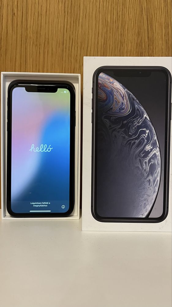 Придавам IPhone XR