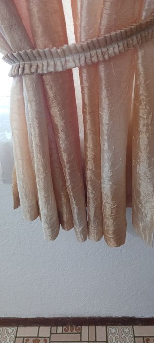 Завеси за прозорец