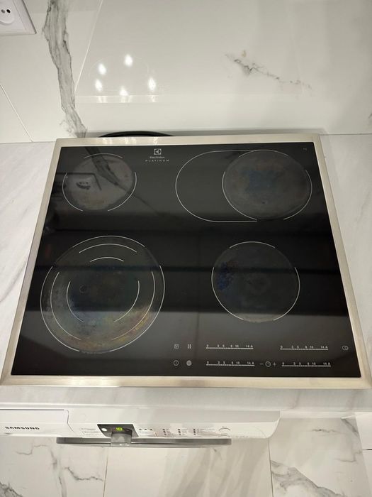 Продам варочную поверхность Elektrolux
