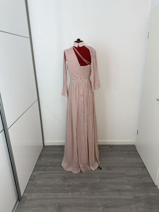 Vand rochie de seara/ banchet