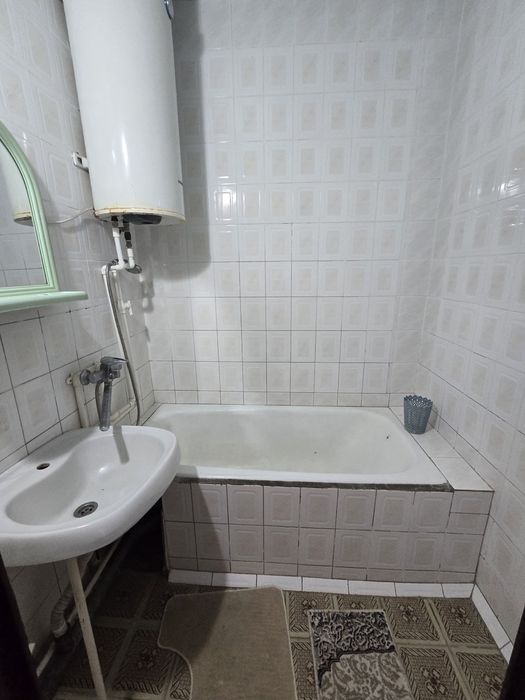 Срочно продаётся 4х комнатная квартира не дорого Вокзал