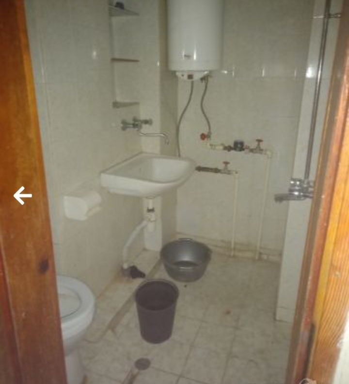 Дава се под наем  в Сливен, Даме Груев - 16 кв.м за 102 € - Снимка #3