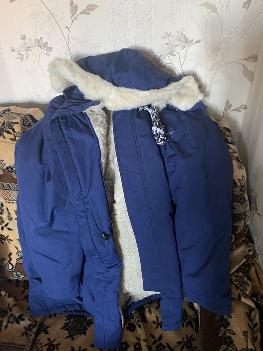 Продам куртку зимнюю