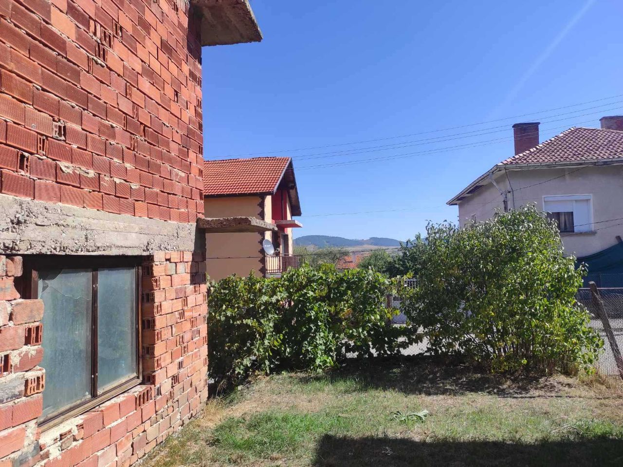 Продава се Къща в Брезник - 70 кв.м за 729 €/кв.м - Снимка #6