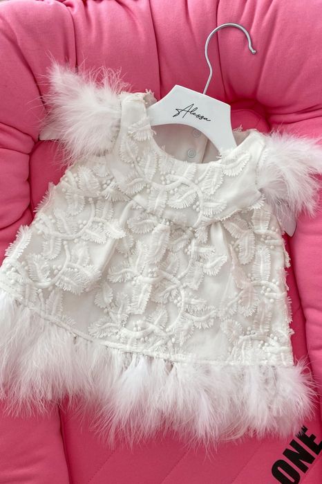 Бяла рокля Alessa mini