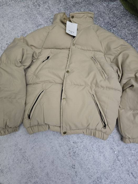 Новая куртка для девушек мужчин