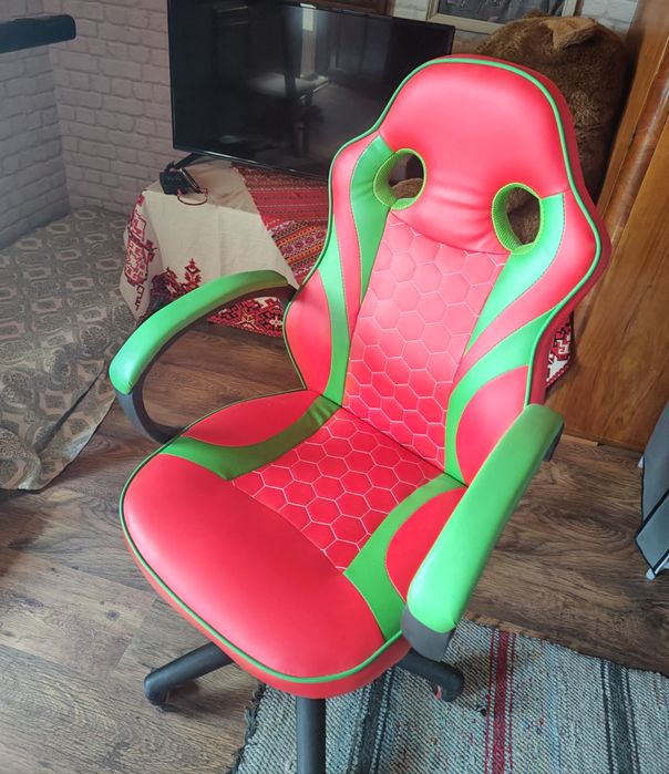 Геймърски стол Carmen