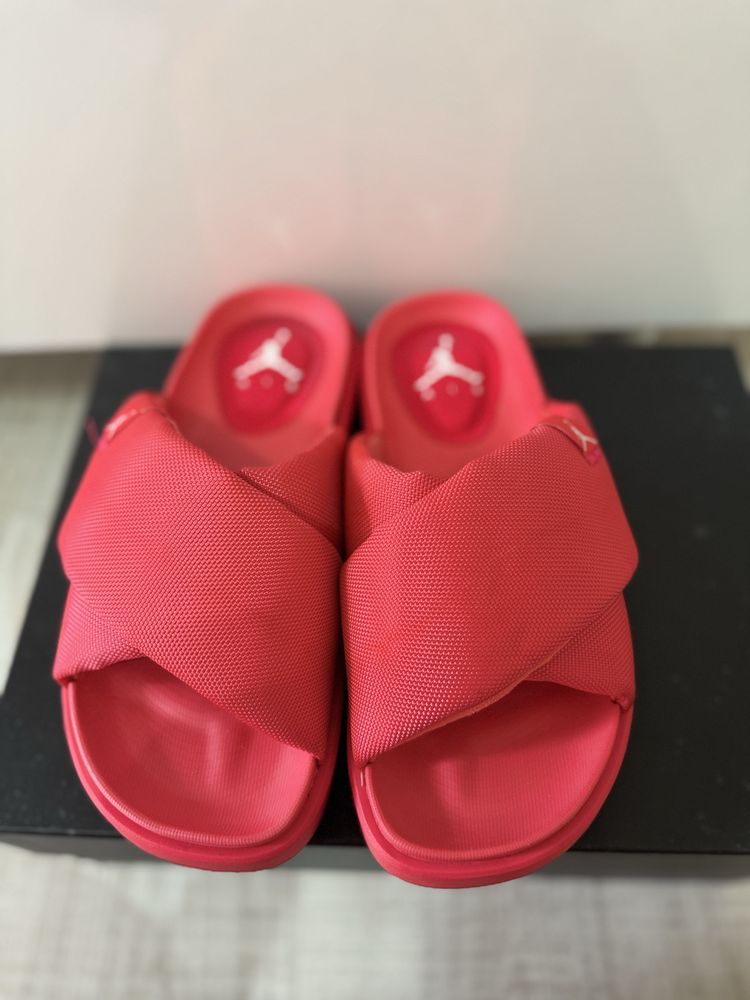 Дамски чехли Jordan