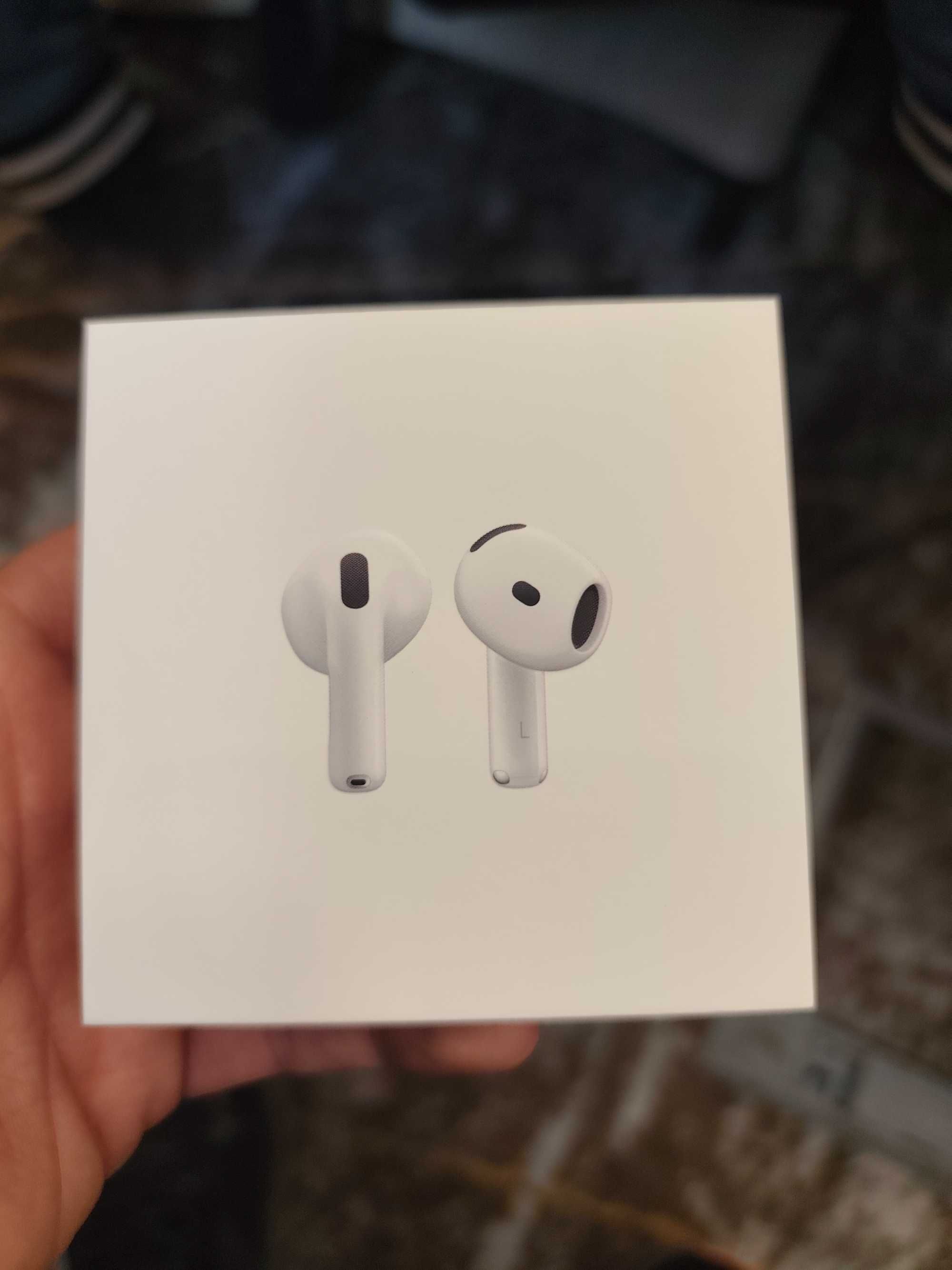 Apple Air pods 4