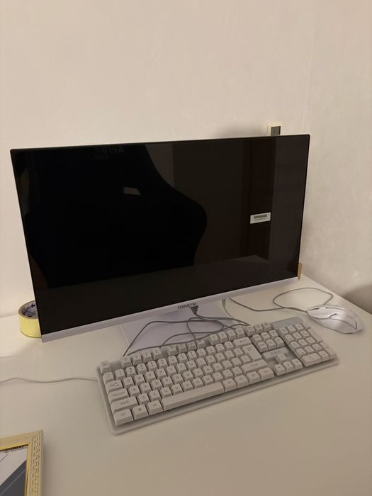 Продается новый моноблок Техником