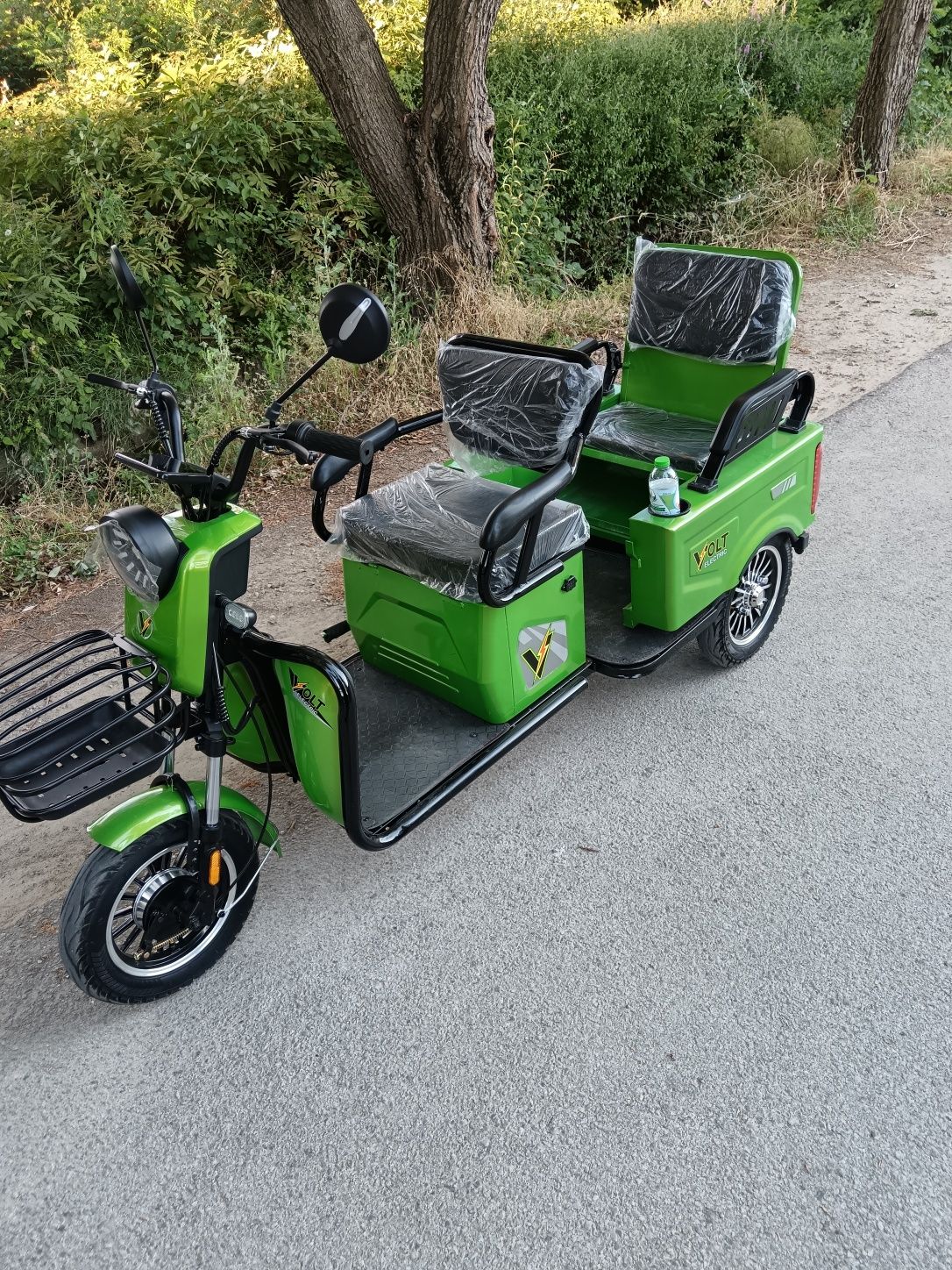 Продавам двуместна Cargo тротинетка 1500W