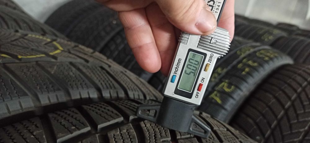 4бр.зимни гуми 235/55/19 Dunlop