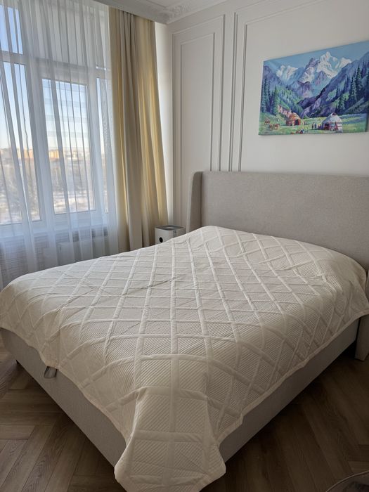 Кровать 200*180 в идеальном состоянии