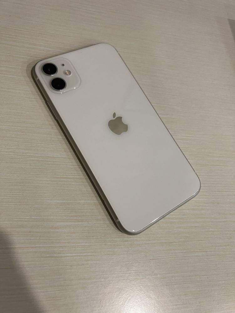 Apple iPhone 11 128Gb продам