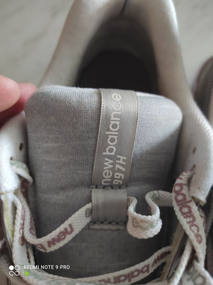 Маратонки New Balance 997 номер 38