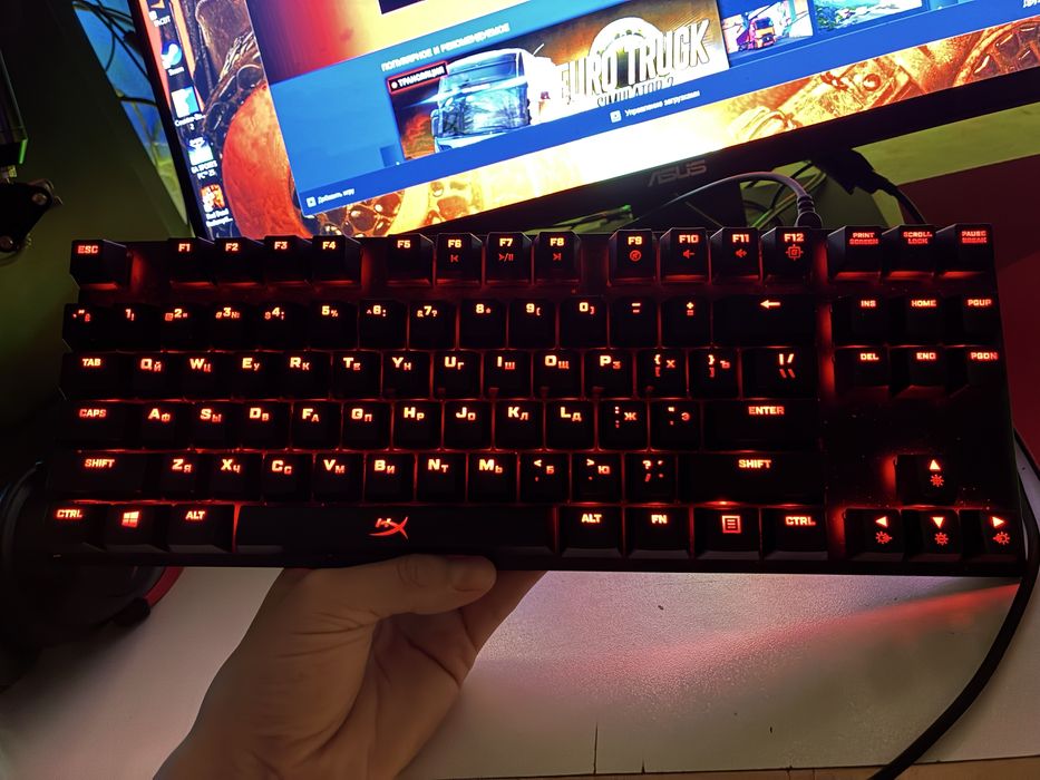 Обменяю свои клавиатуру Hyper X Allow Origins