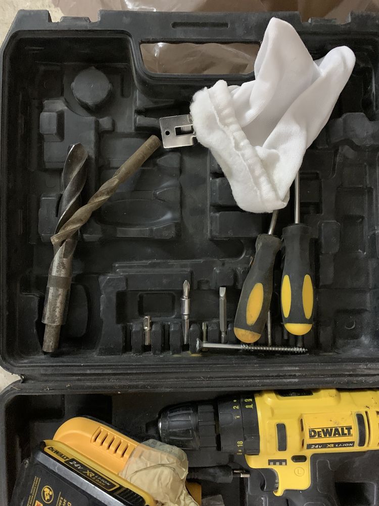 Винтоверт DeWalt