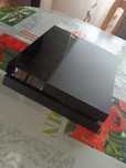 Vând consolă PlayStation 4 pro(modelul cu un singur loc pentru SIDI)