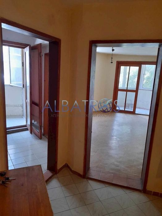 Продава се Тристаен апартамент в Варна, Погреби - 88 кв.м за 1194 €/кв.м - Снимка #6