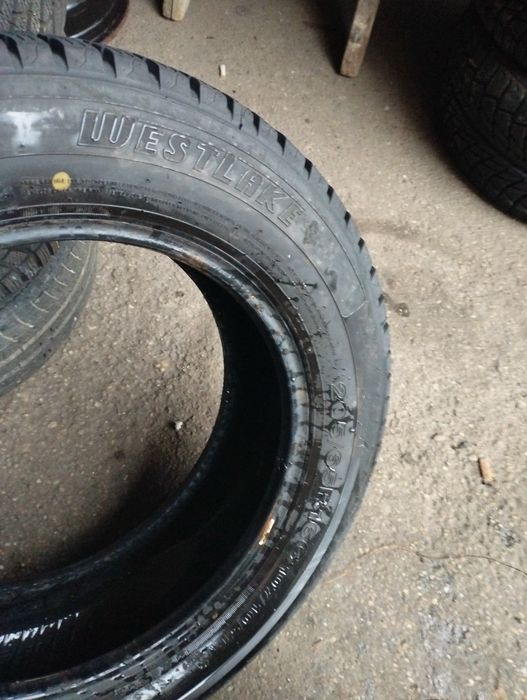 2 buc 205 65 16C westlake ,iarnă dot 2021