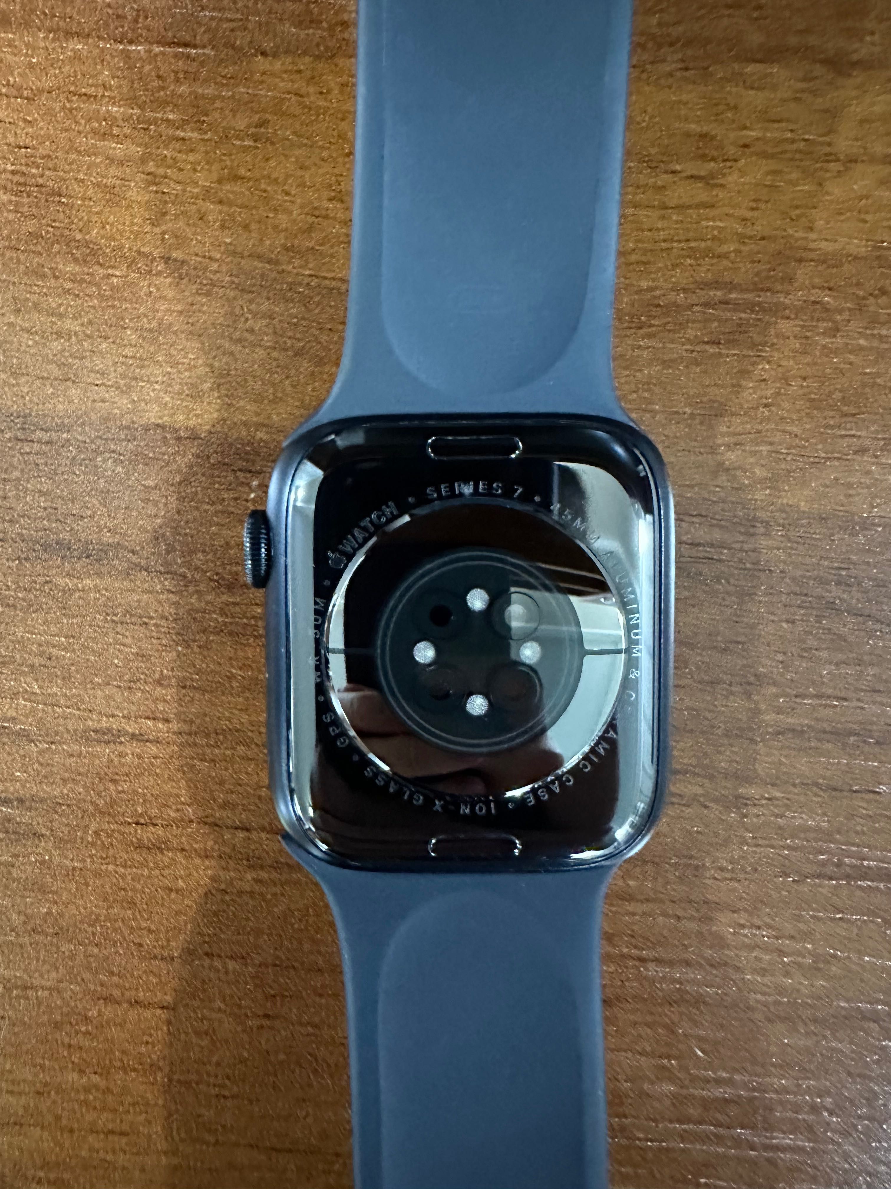 Apple Watch 7 series 45mm midnight color
