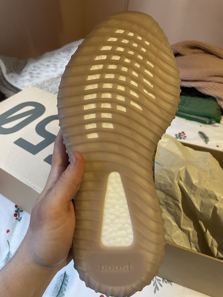 Yeezy 350 V2 mono mist