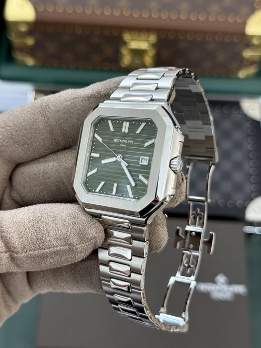 Patek Philippe Cubitus Mint Dial