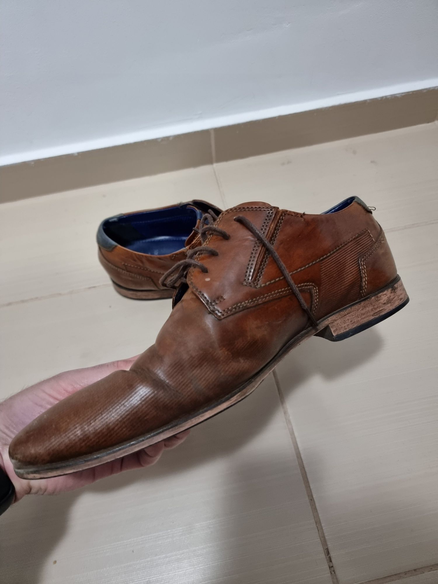 Pantofi barbatesti piele naturala Bugatti marime 42