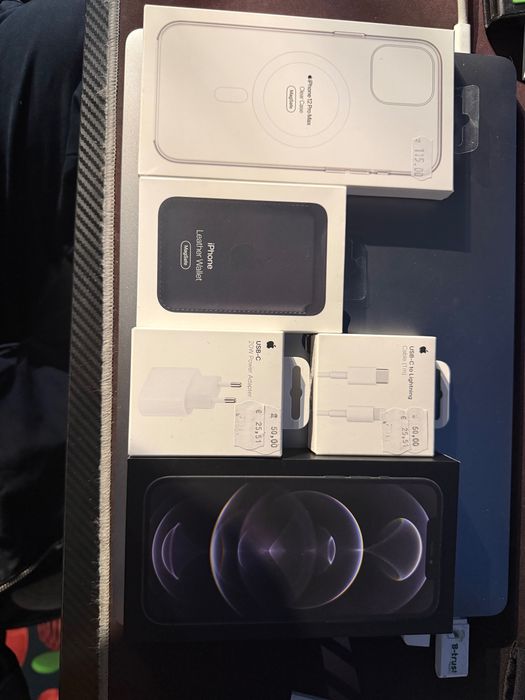 iPhone 12 Pro Max (Заменен от официален сервиз с чисто нов)