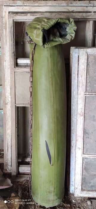 Продам спортивную грушу