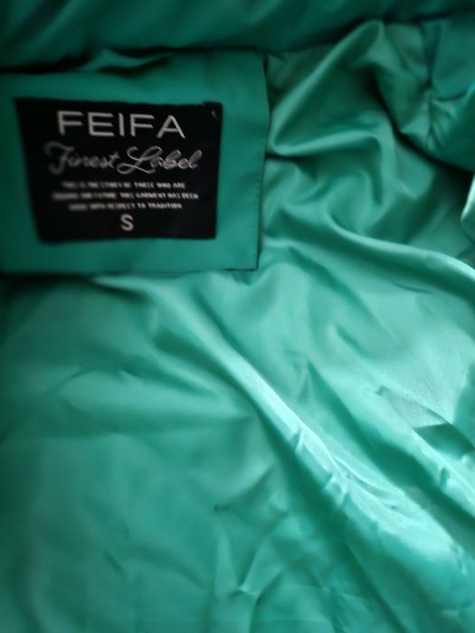 Зимно яке с качулка