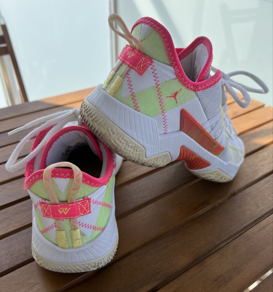 Обувки NIKE Air Jordan One Take 2