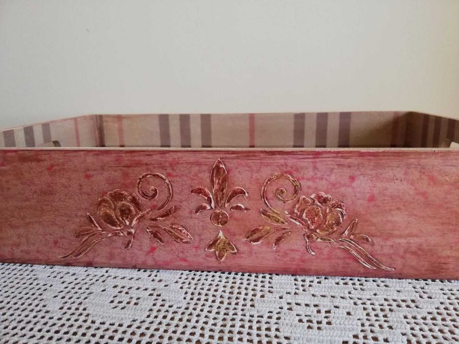 Дървен поднос, табла за сервиране, ръчна декорация релеф, декупаж