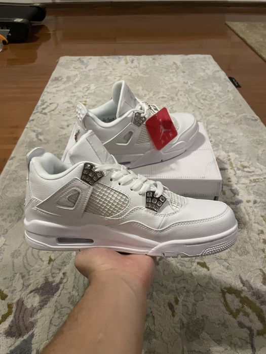 Jordan 4 Metallic White Pure Money