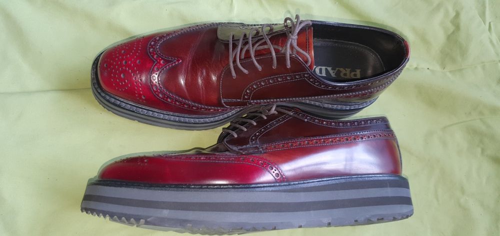 Vand pantofi Prada