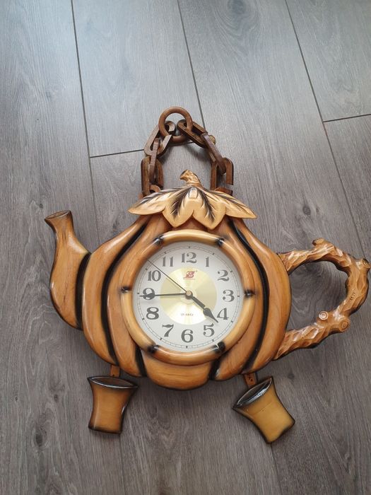 Часы настенные (декор)